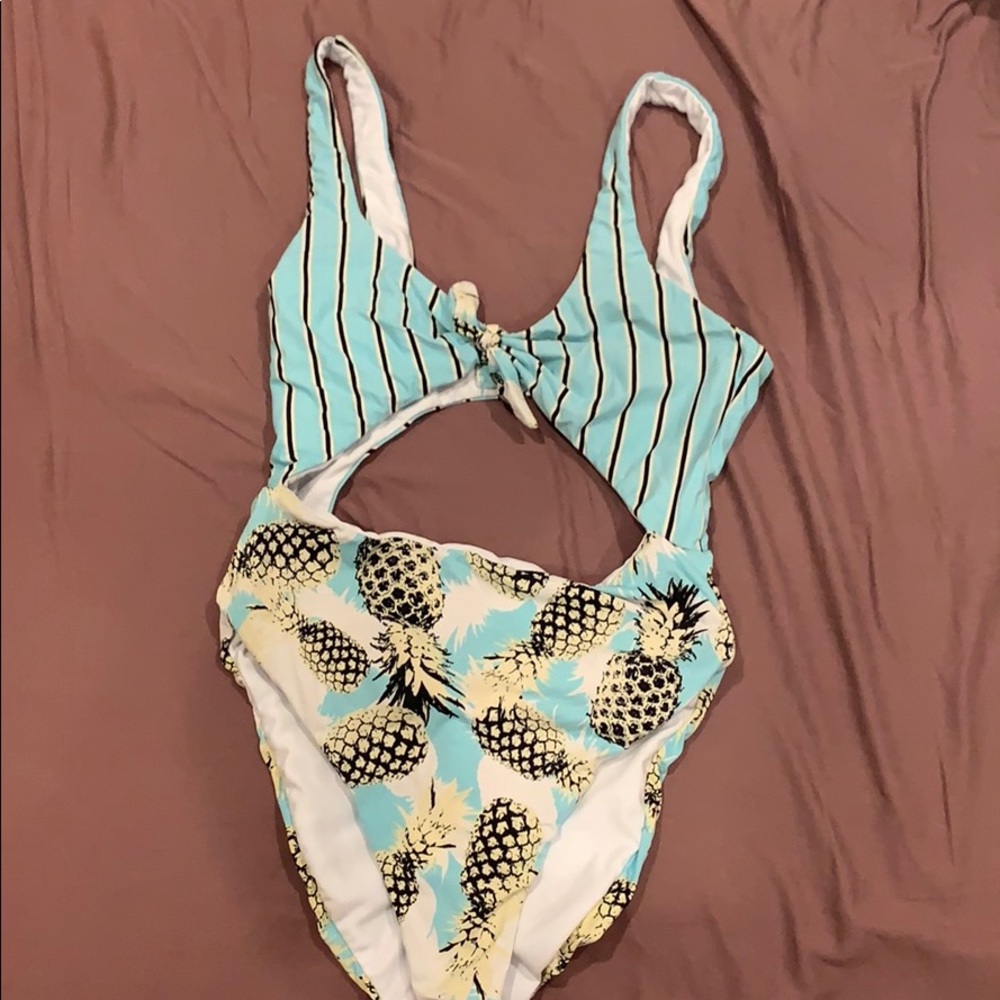 Cut out adjustable one piece